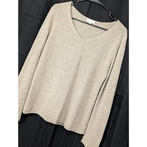 Cashmere Women's V-Neck Sweater - Beige